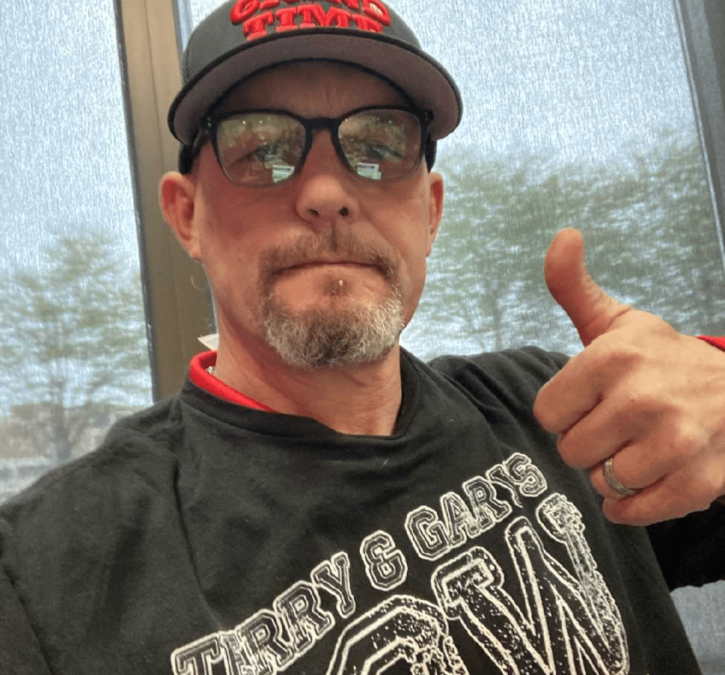 Former NHL Champ Darren McCarty Explores Cannabis NFT Marketplace with NFTrogs