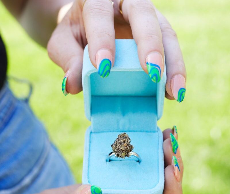 How to throw the weed wedding of your dreams