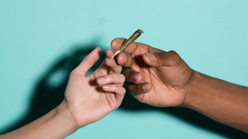 New Jersey residents say right to use cannabis at home outweighs right not to smell neighbor’s use, poll shows