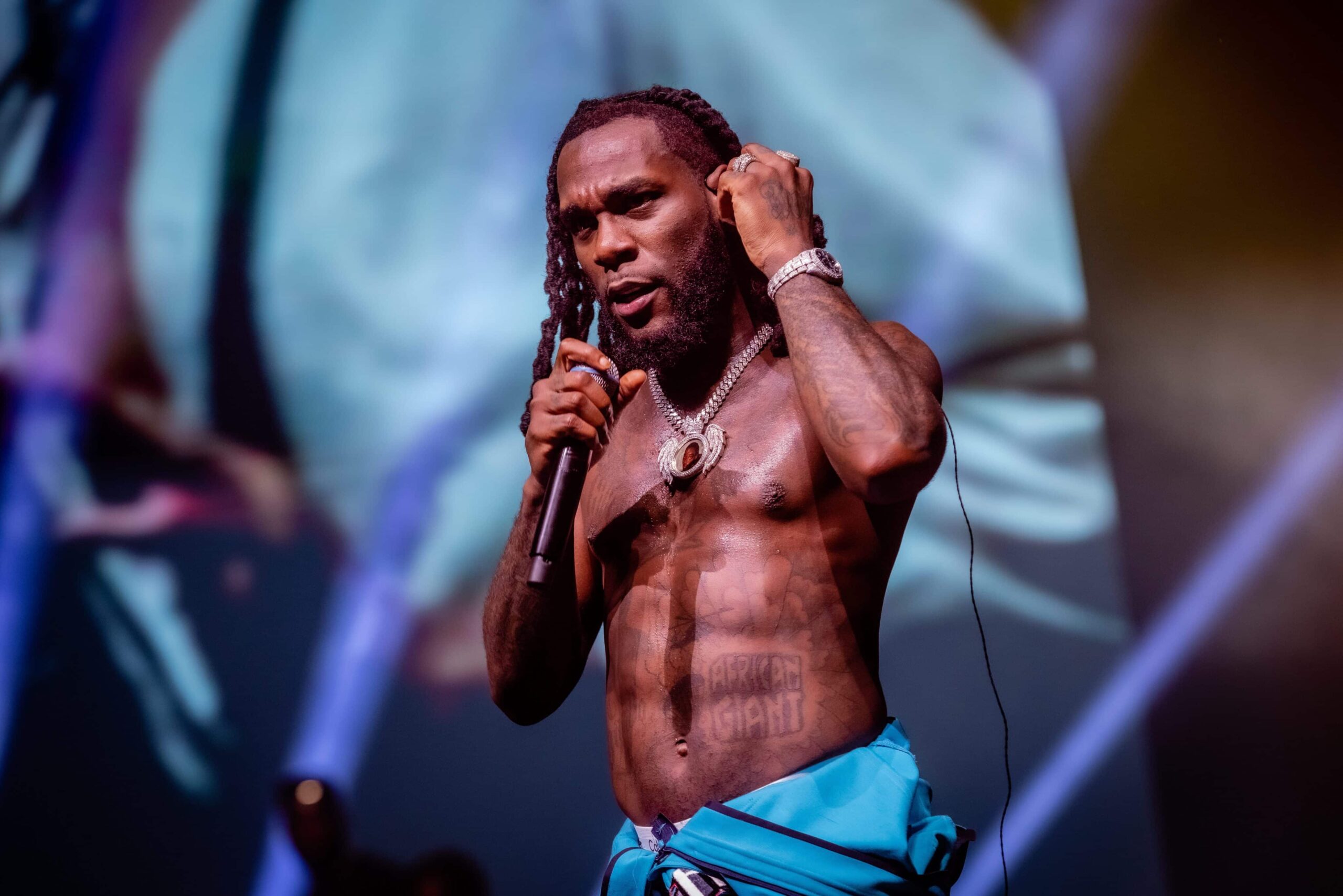 Burna Boy Turned Down $5M Dubai Gig Because He Can’t Smoke Weed There