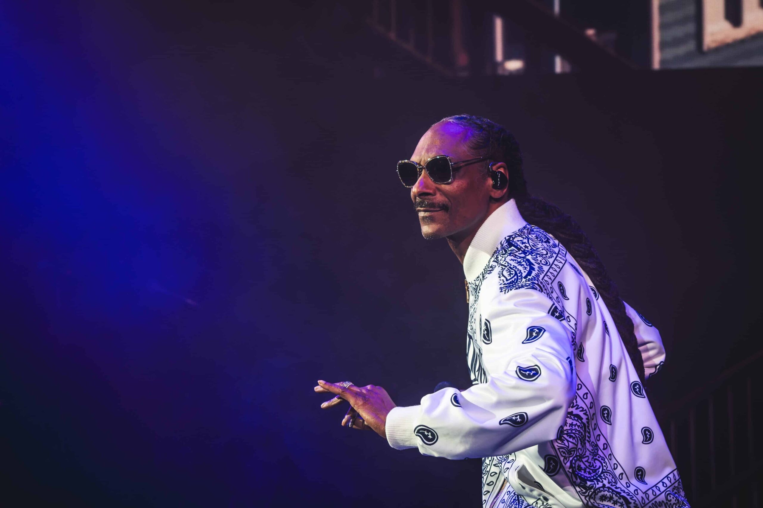 Snoop Dogg Announces He’s Quitting Smoking Pot
