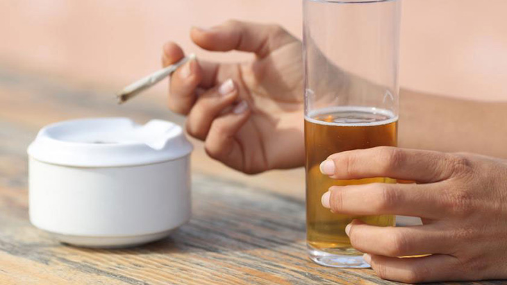 Surveys: Many Consumers Report Drinking Less Alcohol Following Changes to Marijuana’s Legal Status