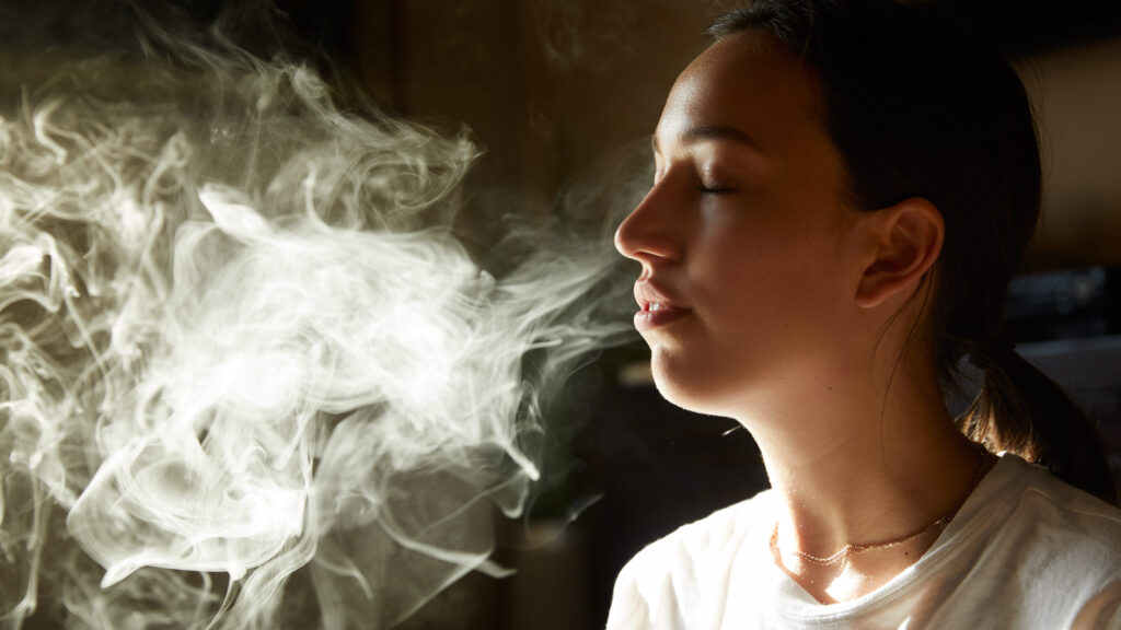 Marijuana Is The ‘Most Effective’ Way For Women With Endometriosis To Manage Their Symptoms, Study Finds